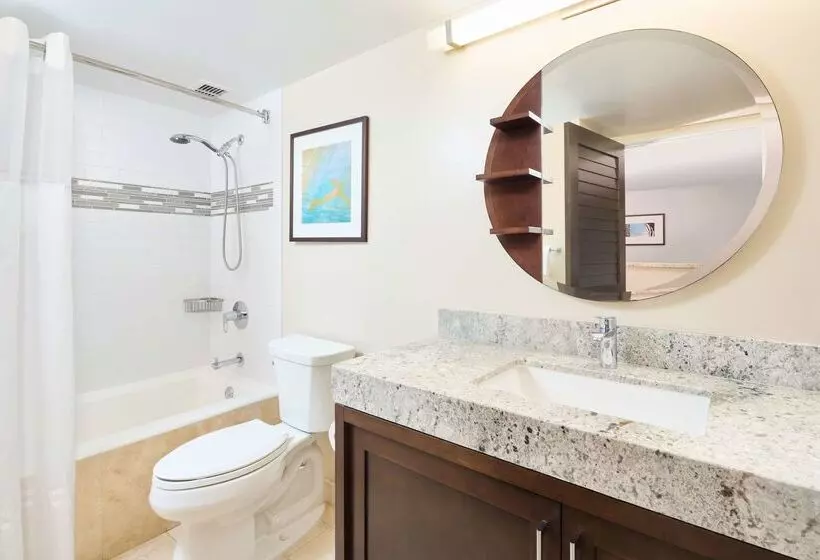 Waikiki Marina Resort At The Ilikai