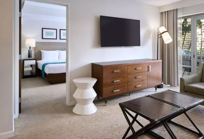 Waikiki Marina Resort At The Ilikai