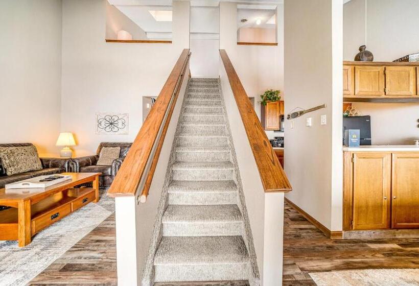 Отель Granby Condo With Views