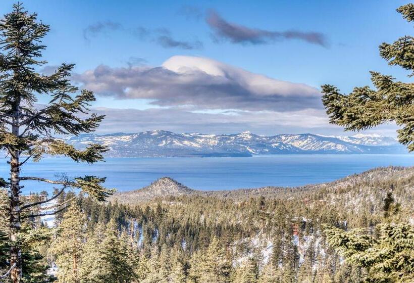 هتل Heavenly Hideaway