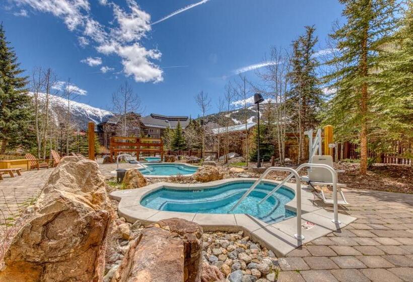 هتل Passage Point 521