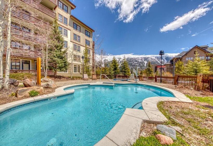 هتل Passage Point 521