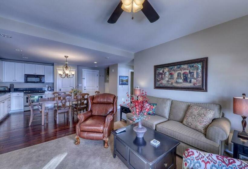 호텔 Village Rd 309