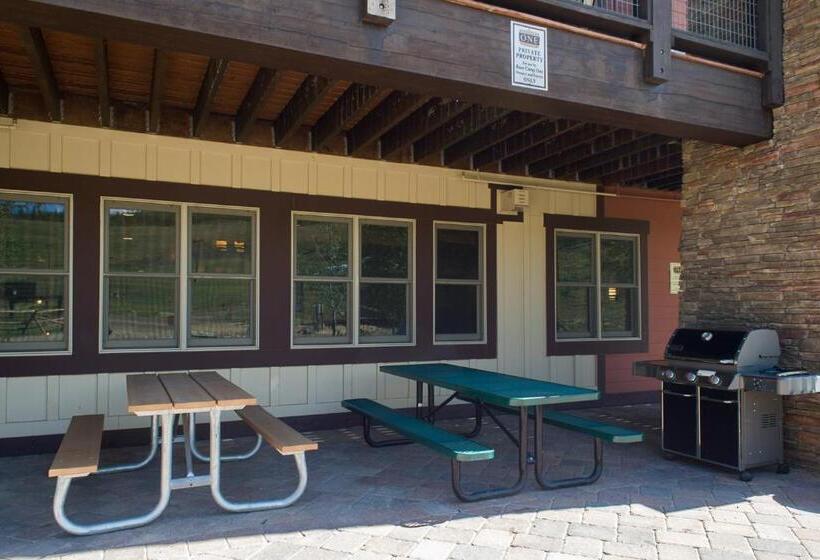 호텔 Village Rd 309