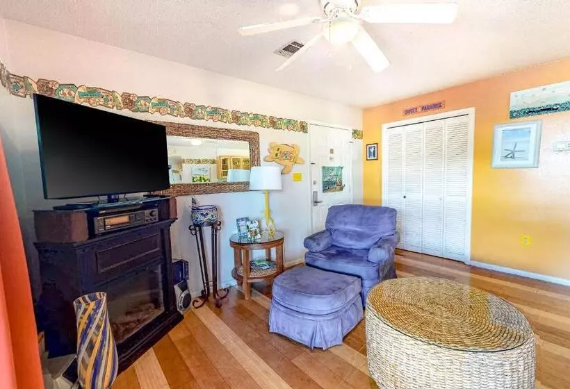 ホテル Beachwood Villas 7c