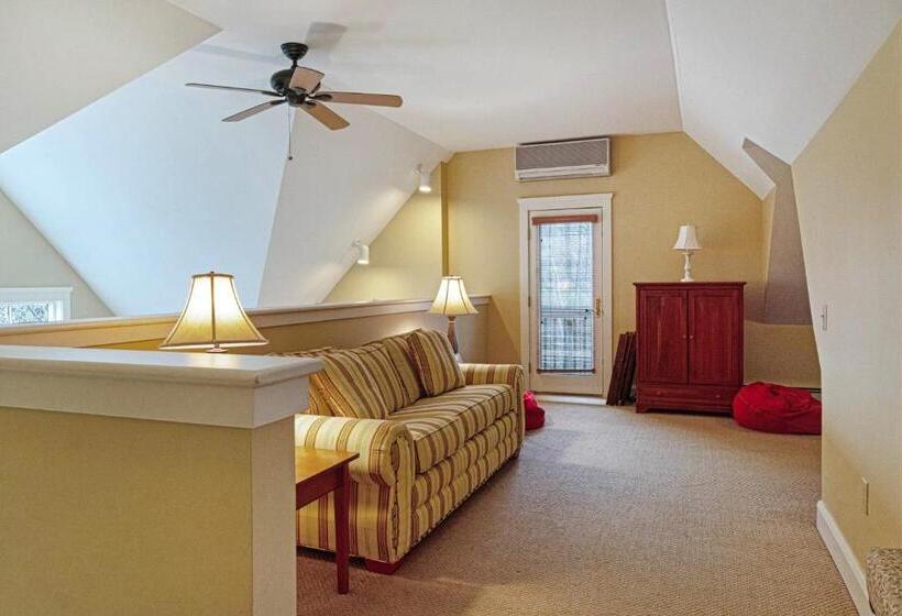 ホテル Castle Hill Condo