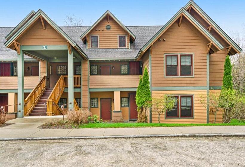 ホテル Castle Hill Condo