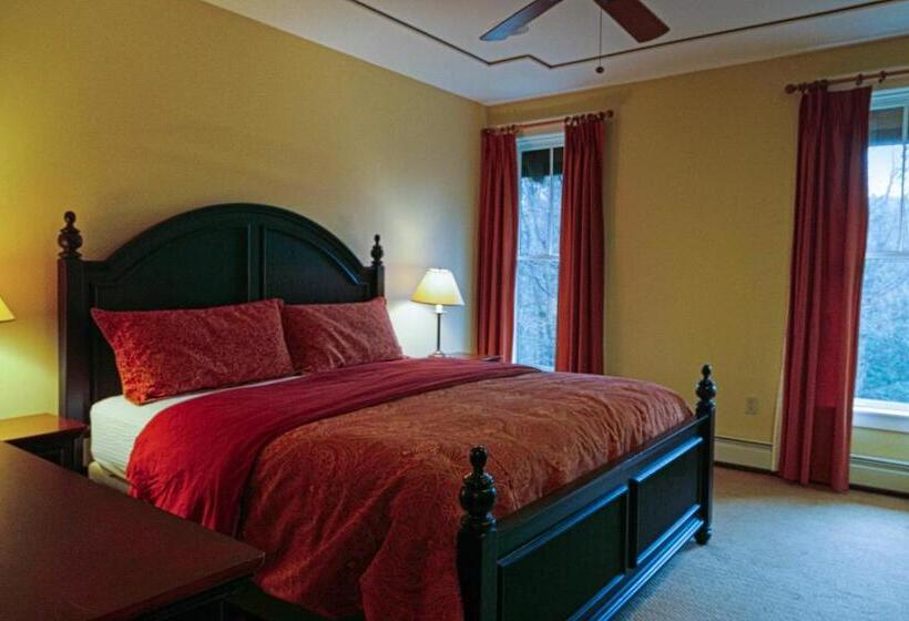 ホテル Castle Hill Condo