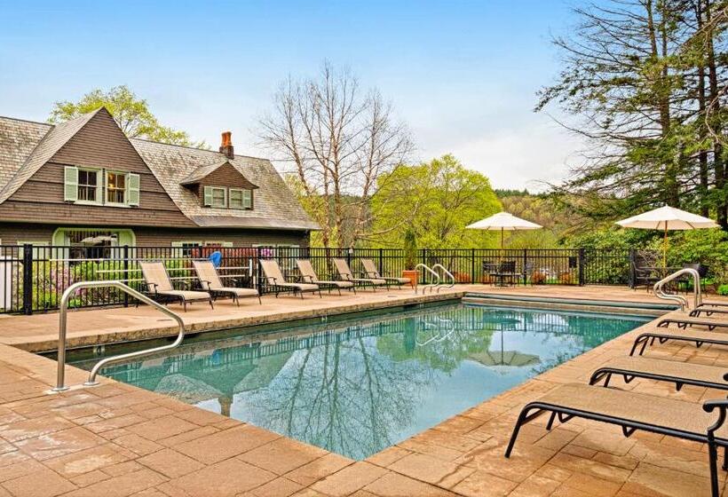 ホテル Castle Hill Condo