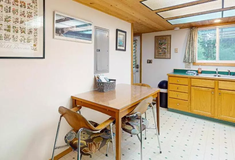 Hotelli Christina Cabin