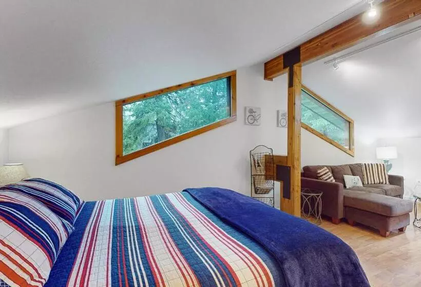 ホテル St. Moritz  Apartment