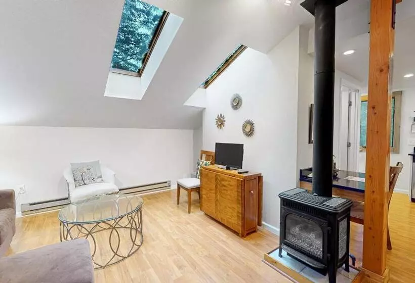 ホテル St. Moritz  Apartment