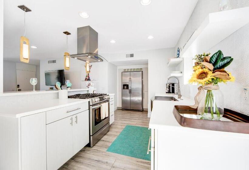 Hotelli Sunshine Serenity