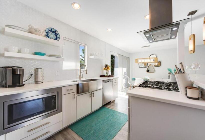 Hotelli Sunshine Serenity