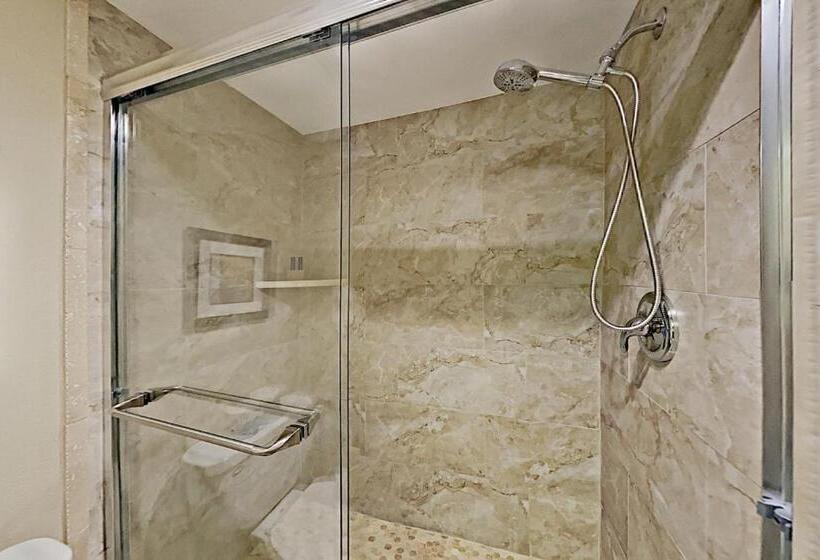 בית מלון כפרי The Landing #18