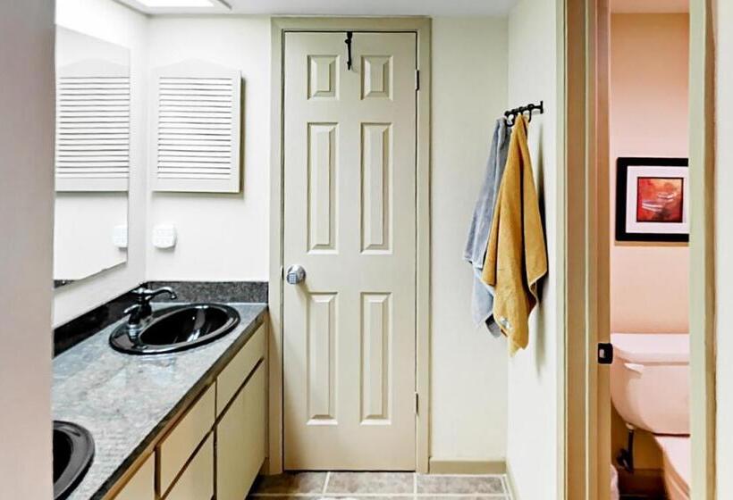 בית מלון כפרי The Landing #18