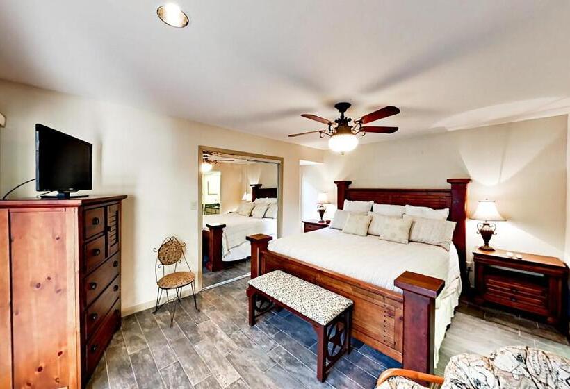 בית מלון כפרי The Landing #18