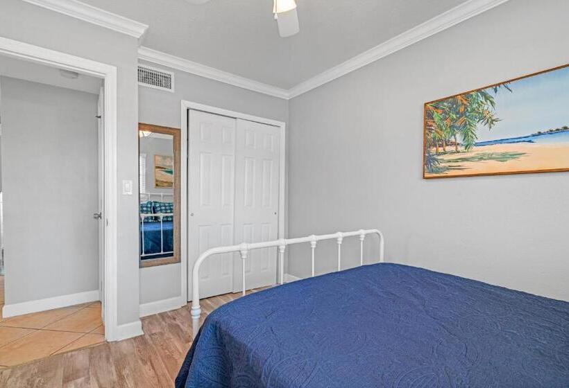 酒店 Barefoot Beach Resort F107