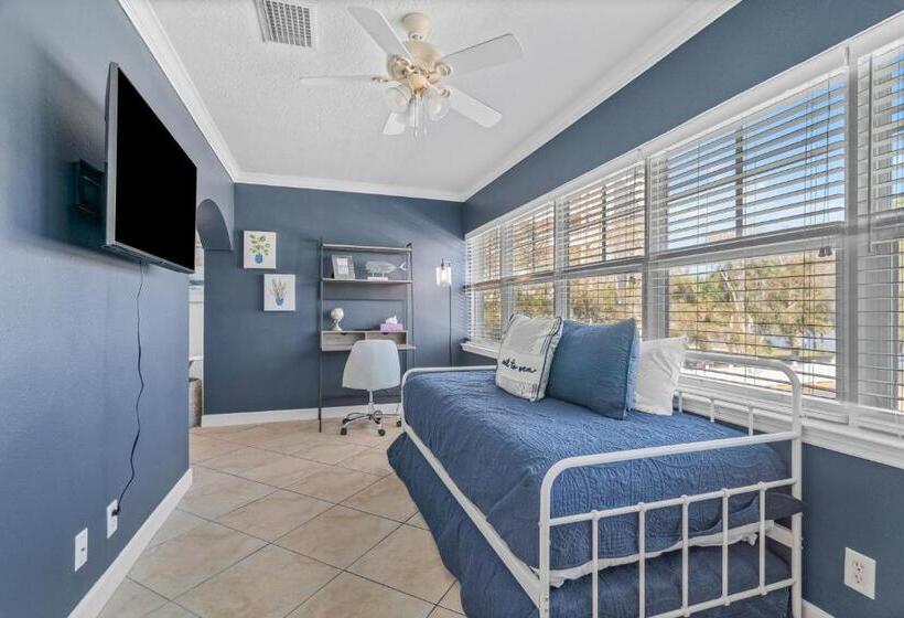 酒店 Barefoot Beach Resort F107