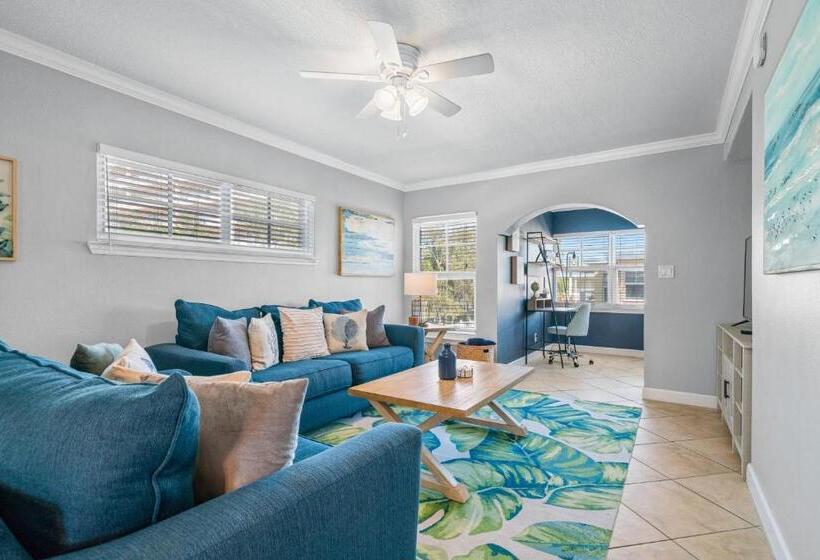 酒店 Barefoot Beach Resort F107