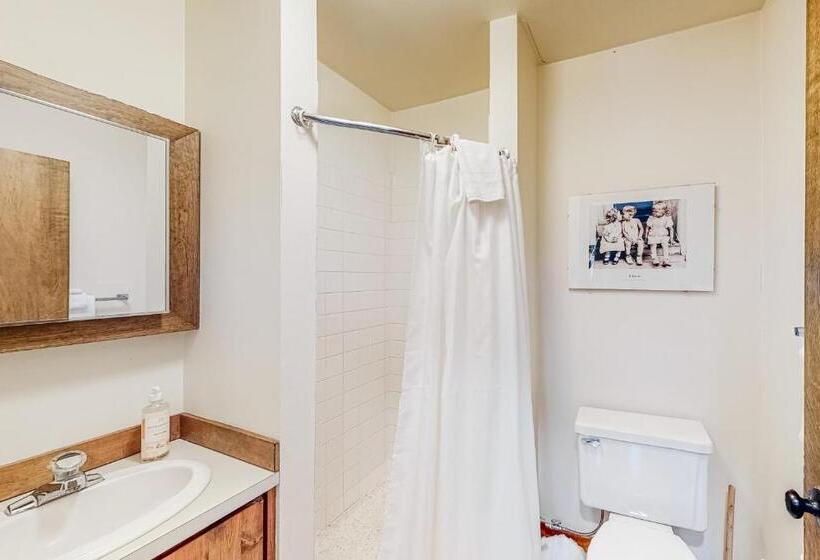 בית מלון כפרי Battleground 45