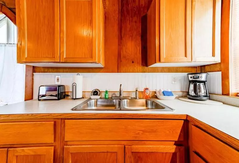 هتل Gateway Cottage