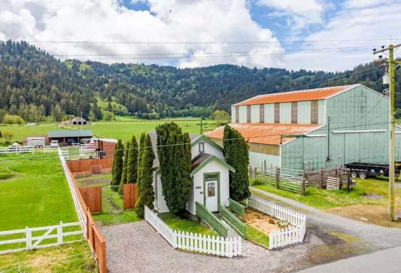 هتل Gateway Cottage