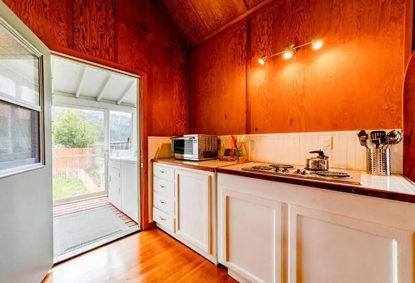 هتل Gateway Cottage