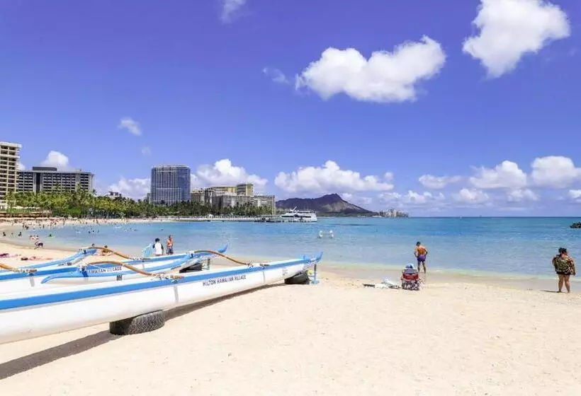 ホテル Ilikai 883