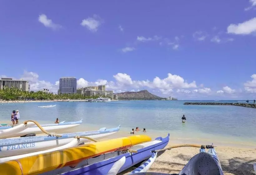 ホテル Ilikai 883