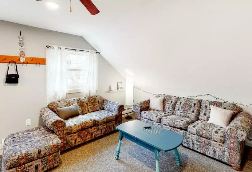 ホテル Londonderry Retreat