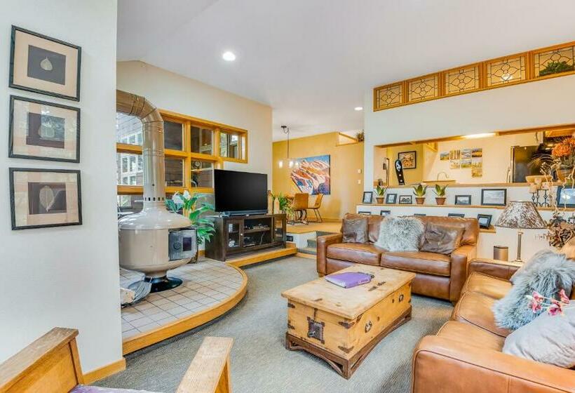 בית מלון כפרי River Haven