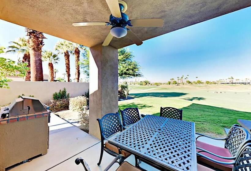 فندق Riviera Oasis