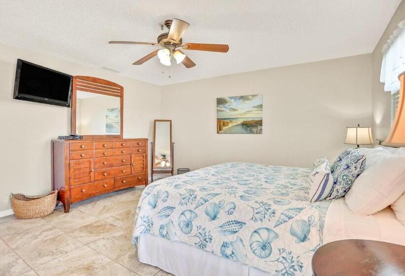 فندق Sea Breeze 702