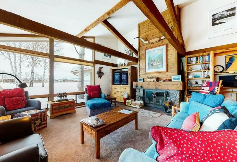 هتل The Director S Cabin