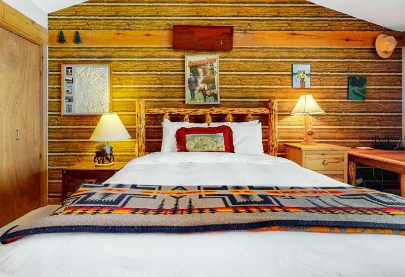 هتل The Director S Cabin