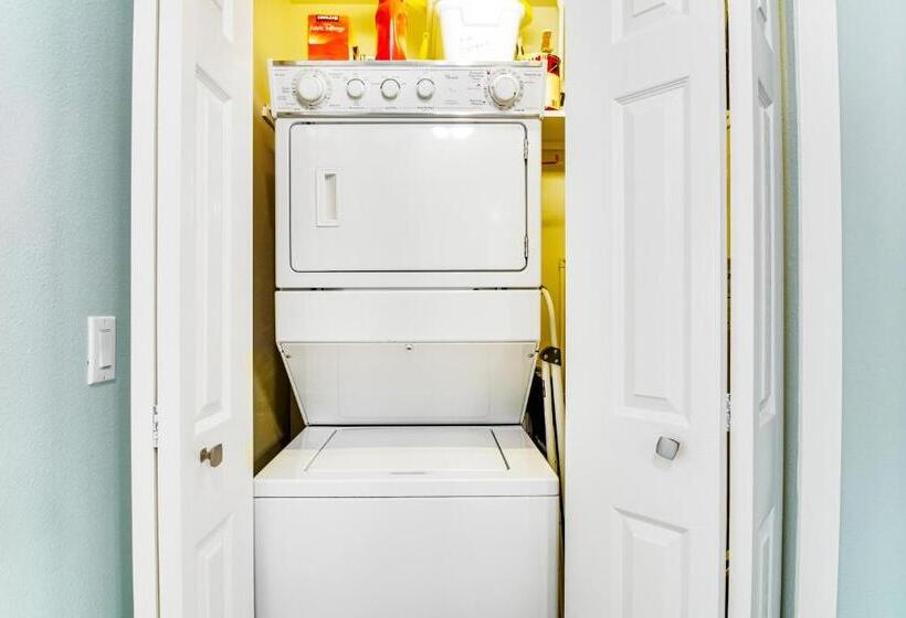 酒店 The Ocean Is Calling