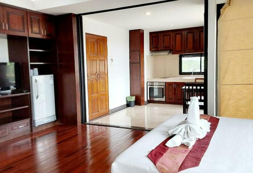 בית מלון כפרי Chawenglakeviewcondo