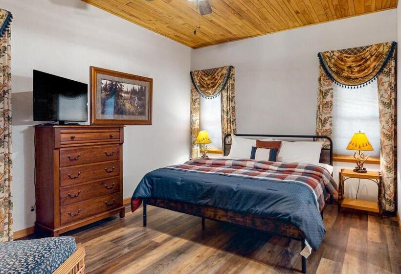 בית מלון כפרי Chippewa Retreat  Den