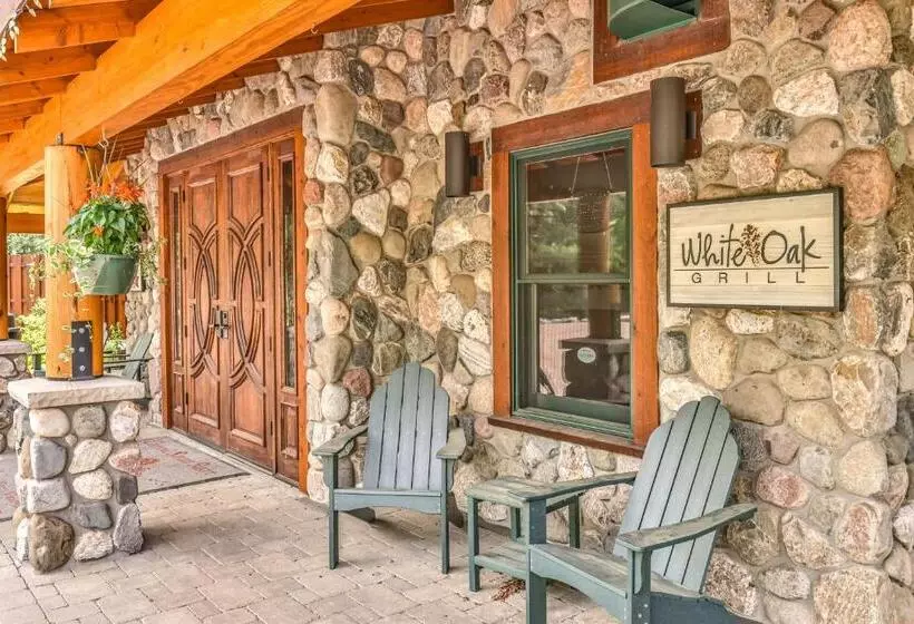 ホテル Chippewa Retreat  Den