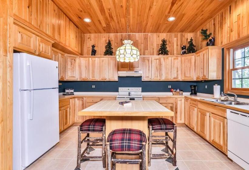 בית מלון כפרי Chippewa Retreat  Den