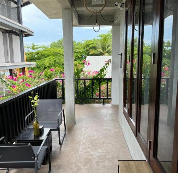 هتل Rasdu View Inn