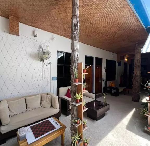 هتل Rasdu View Inn