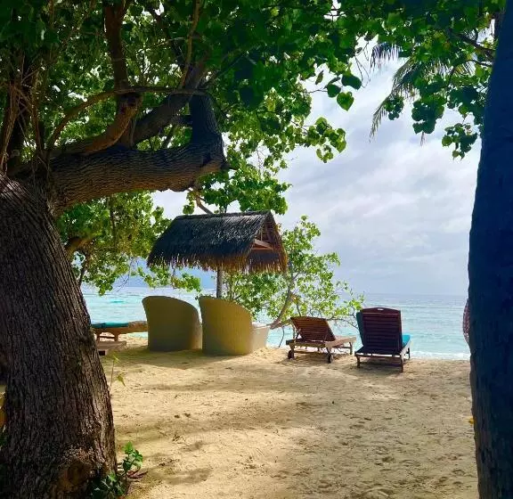 هتل Rasdu View Inn