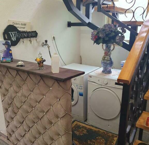 پانسیون Pharaohs Guest House By Jordan