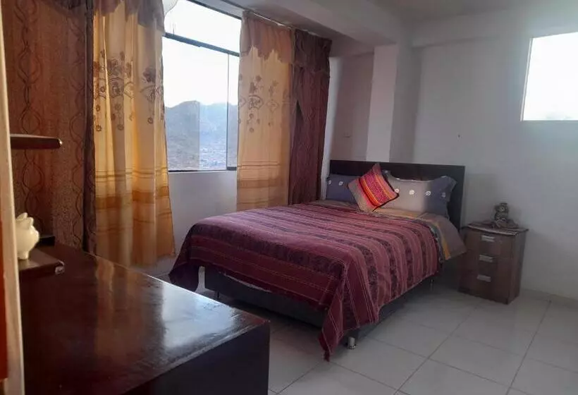 پانسیون Sacsayhuaman House