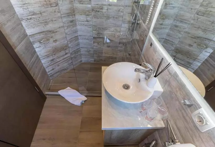 پانسیون Verdi Rooms