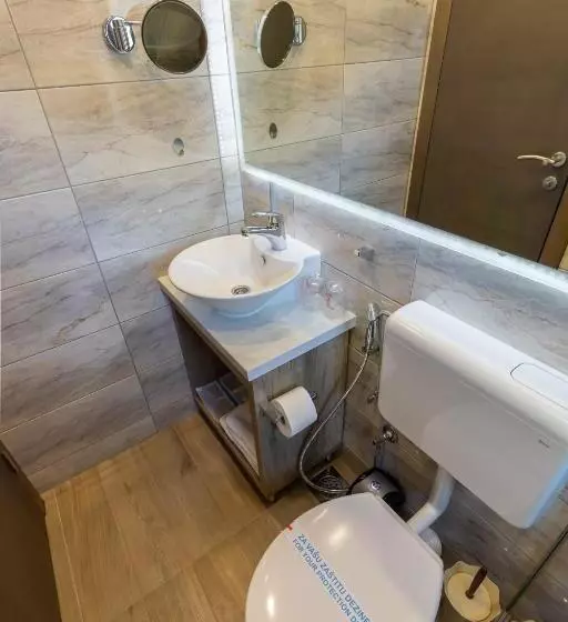 پانسیون Verdi Rooms