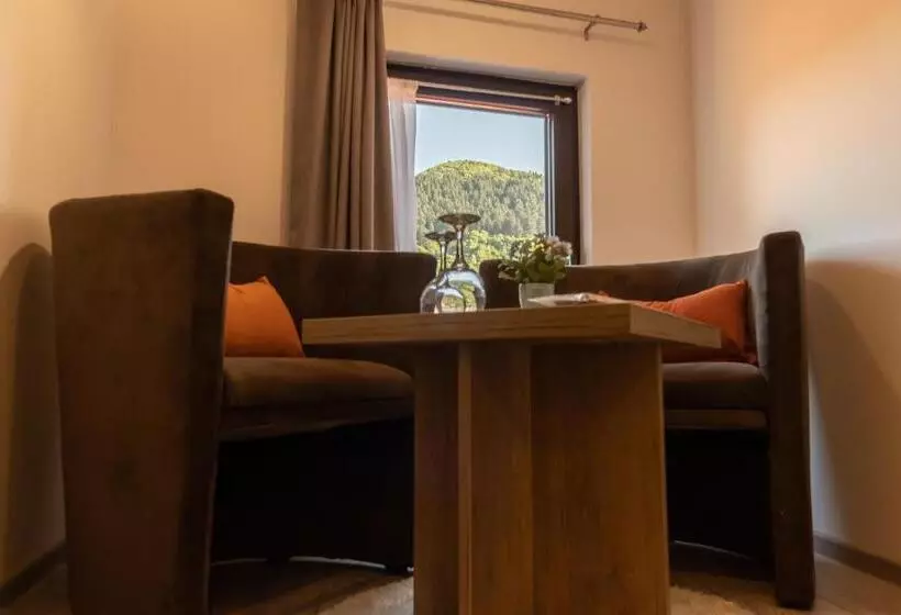 پانسیون Verdi Rooms