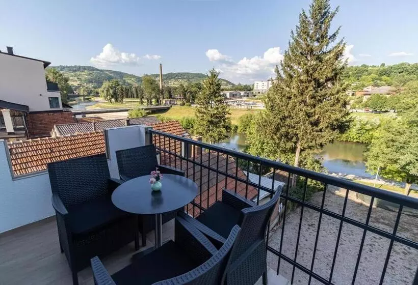 پانسیون Verdi Rooms